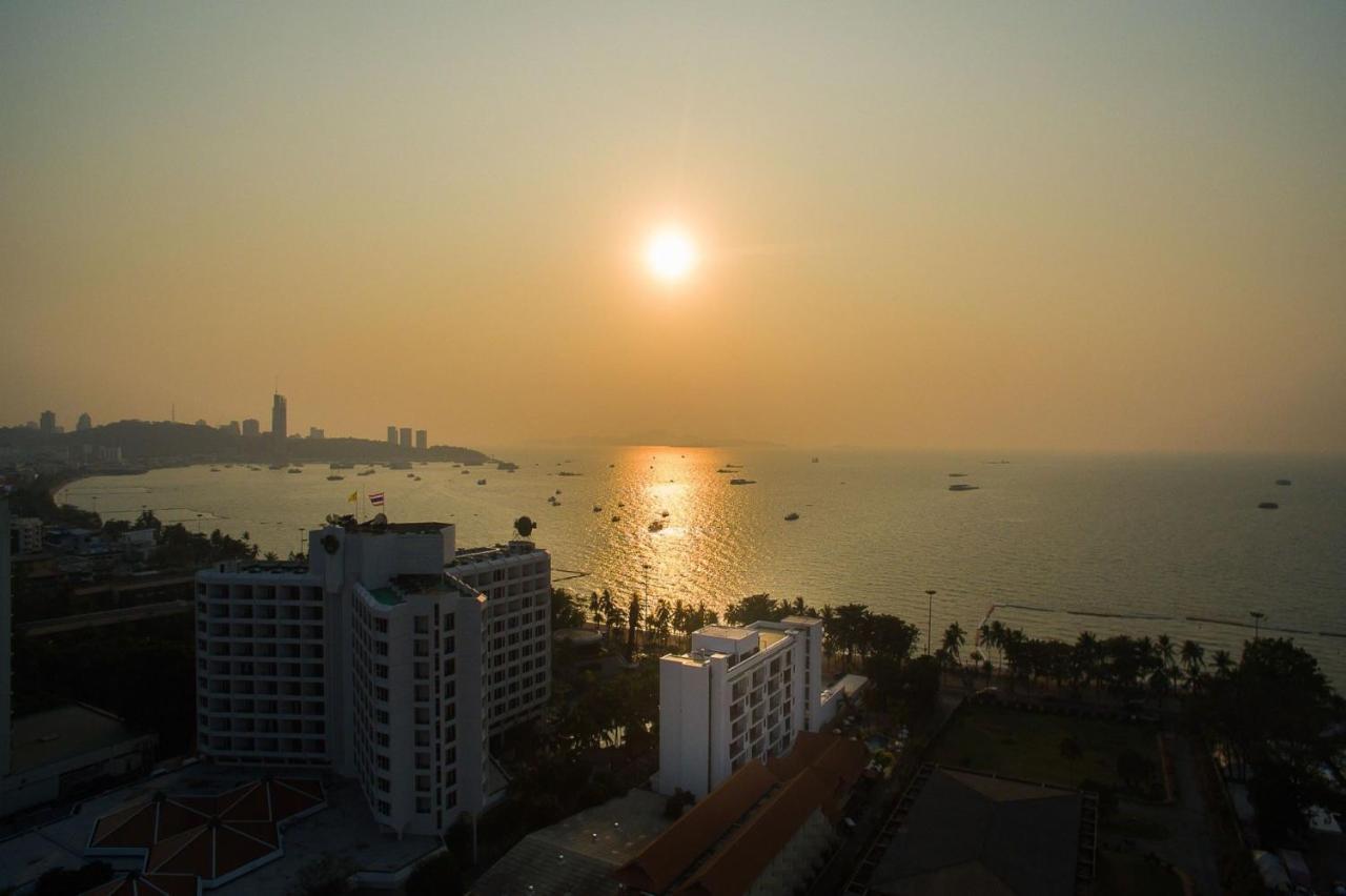 Mera Mare Pattaya Beach And Resort Eksteriør billede